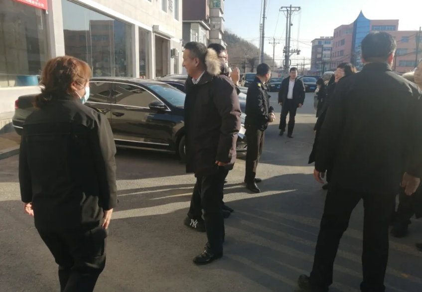 鞍勤集團黨委下基層、聽民意，助推企業(yè)高質量發(fā)展