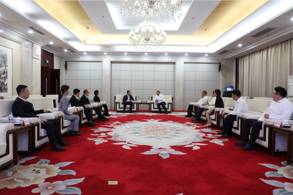 鞍勤、溫泉、公服集團與招商銀行簽訂戰(zhàn)略合作協(xié)議！銀企合作譜新篇
